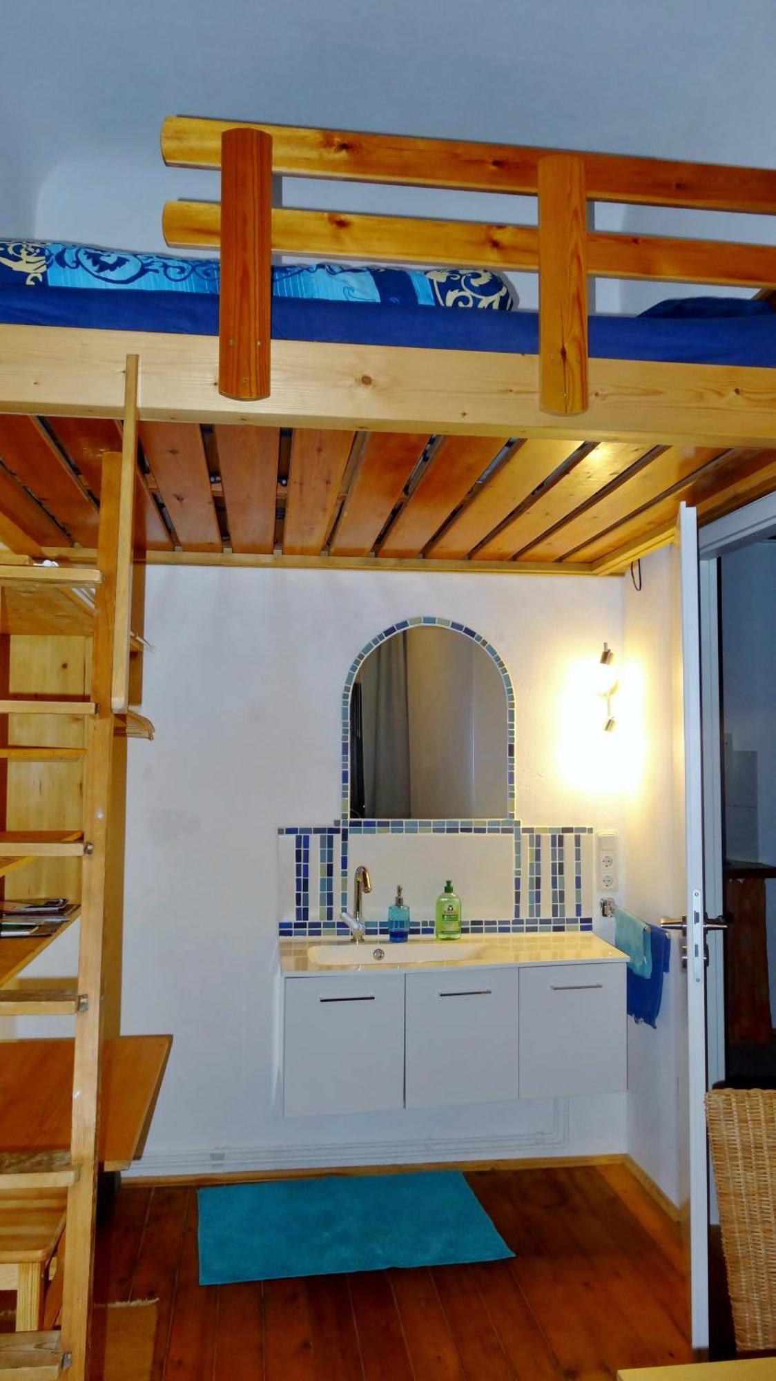 Private Gastezimmer Bei Ila Zimmerling Dresden Luaran gambar